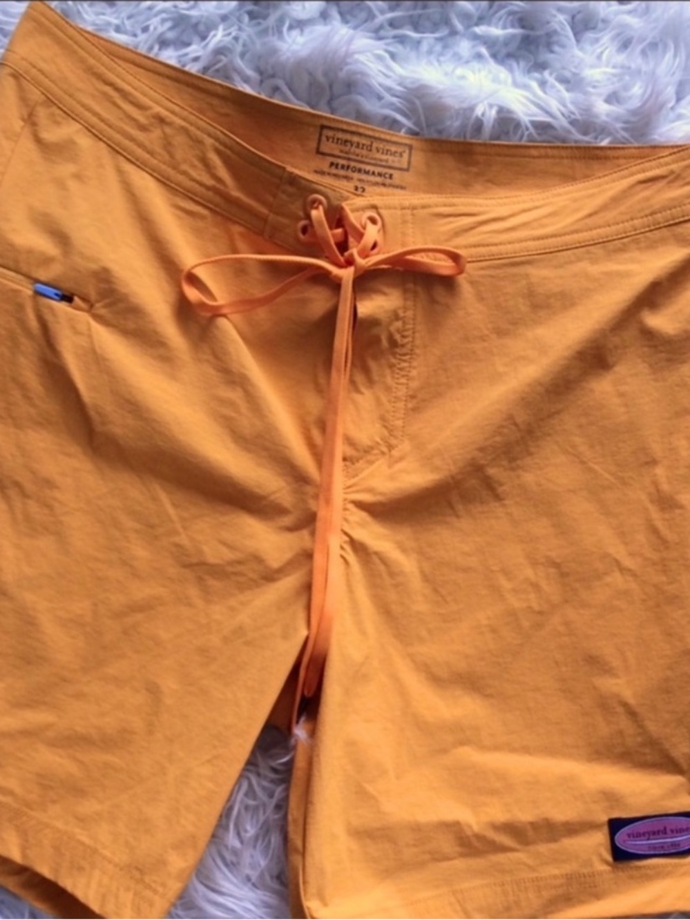 NWOT Vineyard Vines Men’s Performance Board Shorts